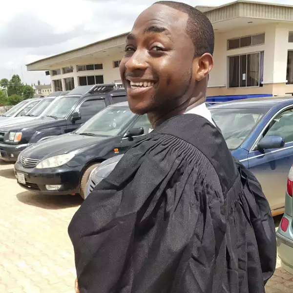 Do You Know That Davido Was Only The Graduate  In His Department? [Read!!]
